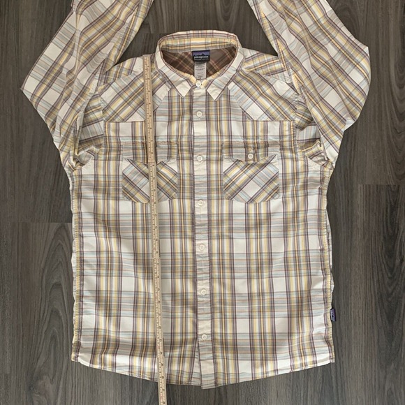 Patagonia Organic Cotton Tan‎ Plaid Button Up Long Sleeve Men's M flaw* - Picture 7 of 7